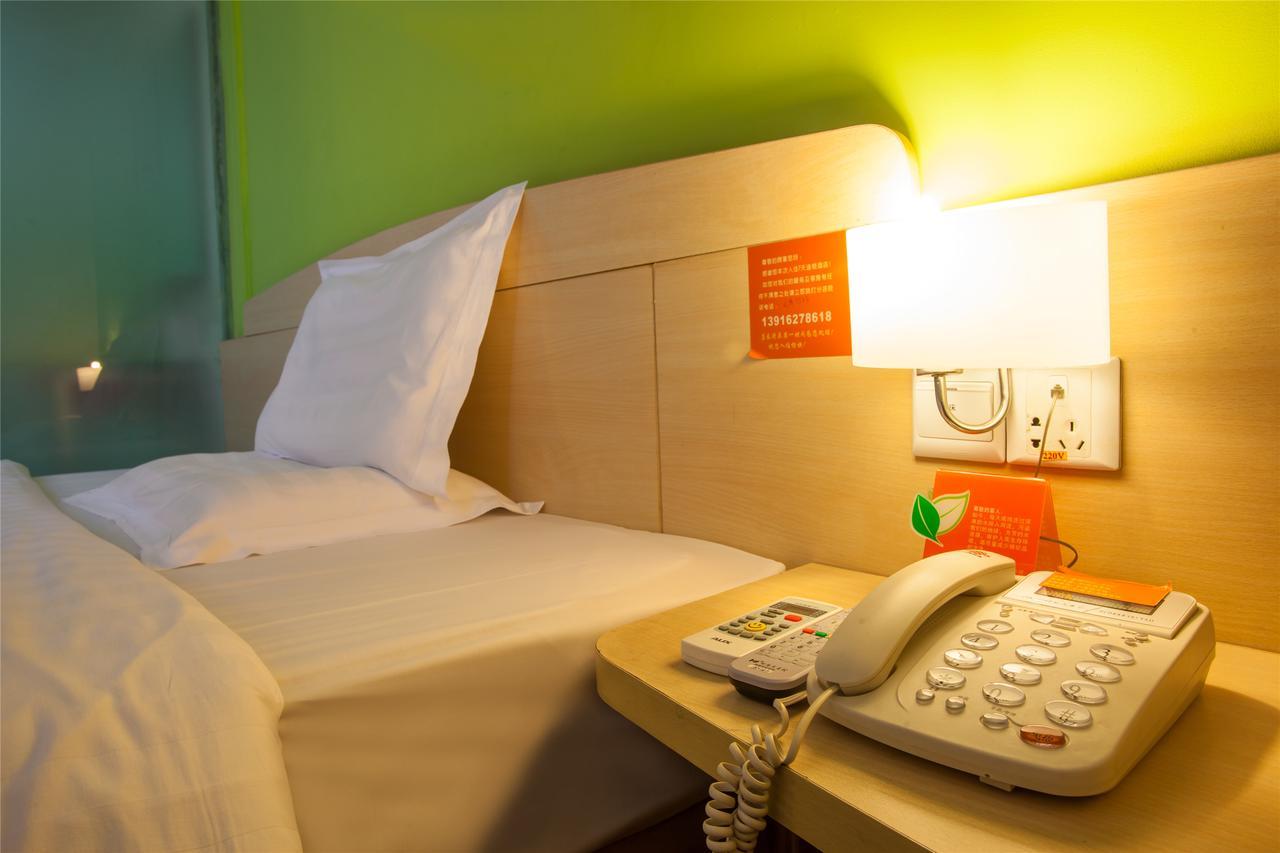7Days Inn Chengdu North Railway Station No.2 Экстерьер фото